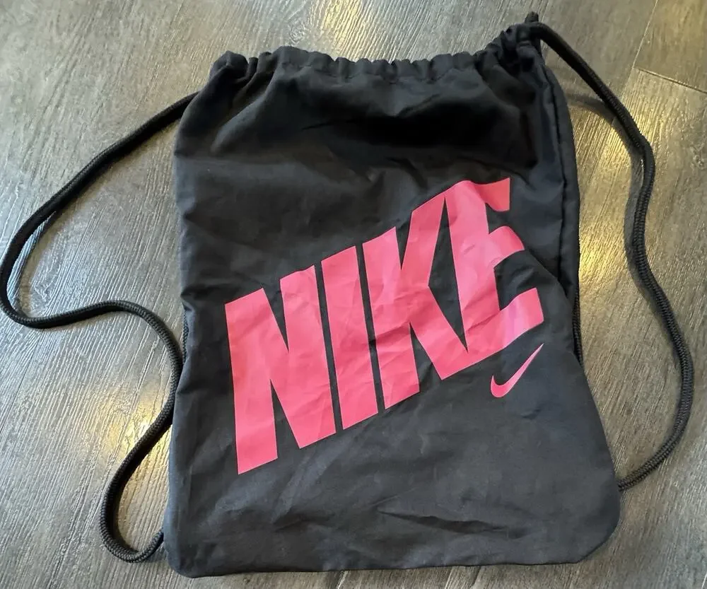 Nike Drawstring Black & Purple Gym Bag Backpack Ruck Sack Sneaker Pack Running